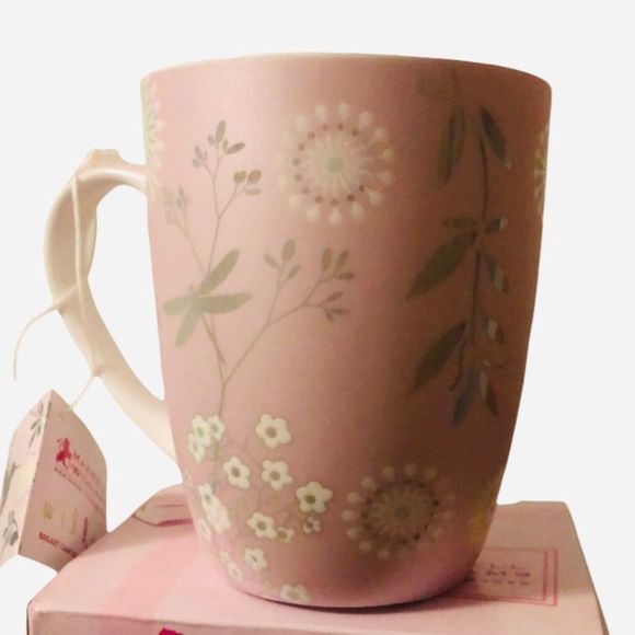 2/$25 🍣 NIB Pink 350ml Fine Bone China Mug - Picture 1 of 6